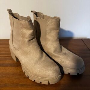 Madden Girl Chelsea Boots